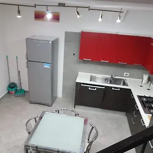 Casa Con Parcheggio Privato Interno Livorno